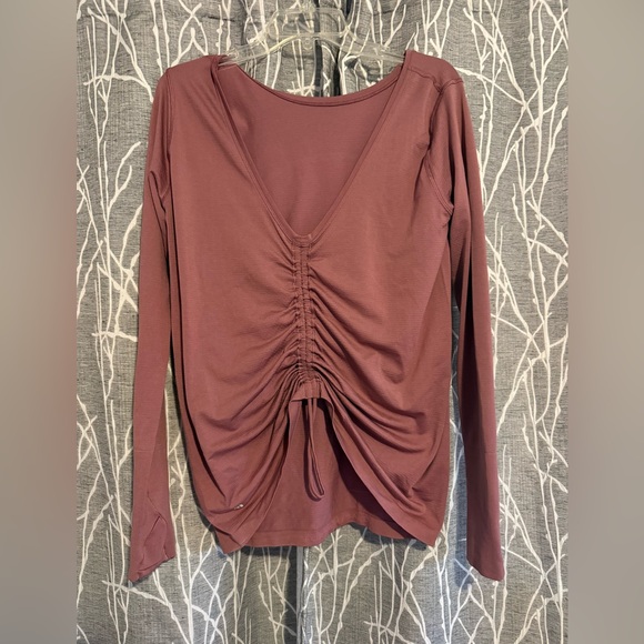 lululemon athletica Tops - Lululemon Ruched V-Neck Long Sleeve Top - mauve size 12